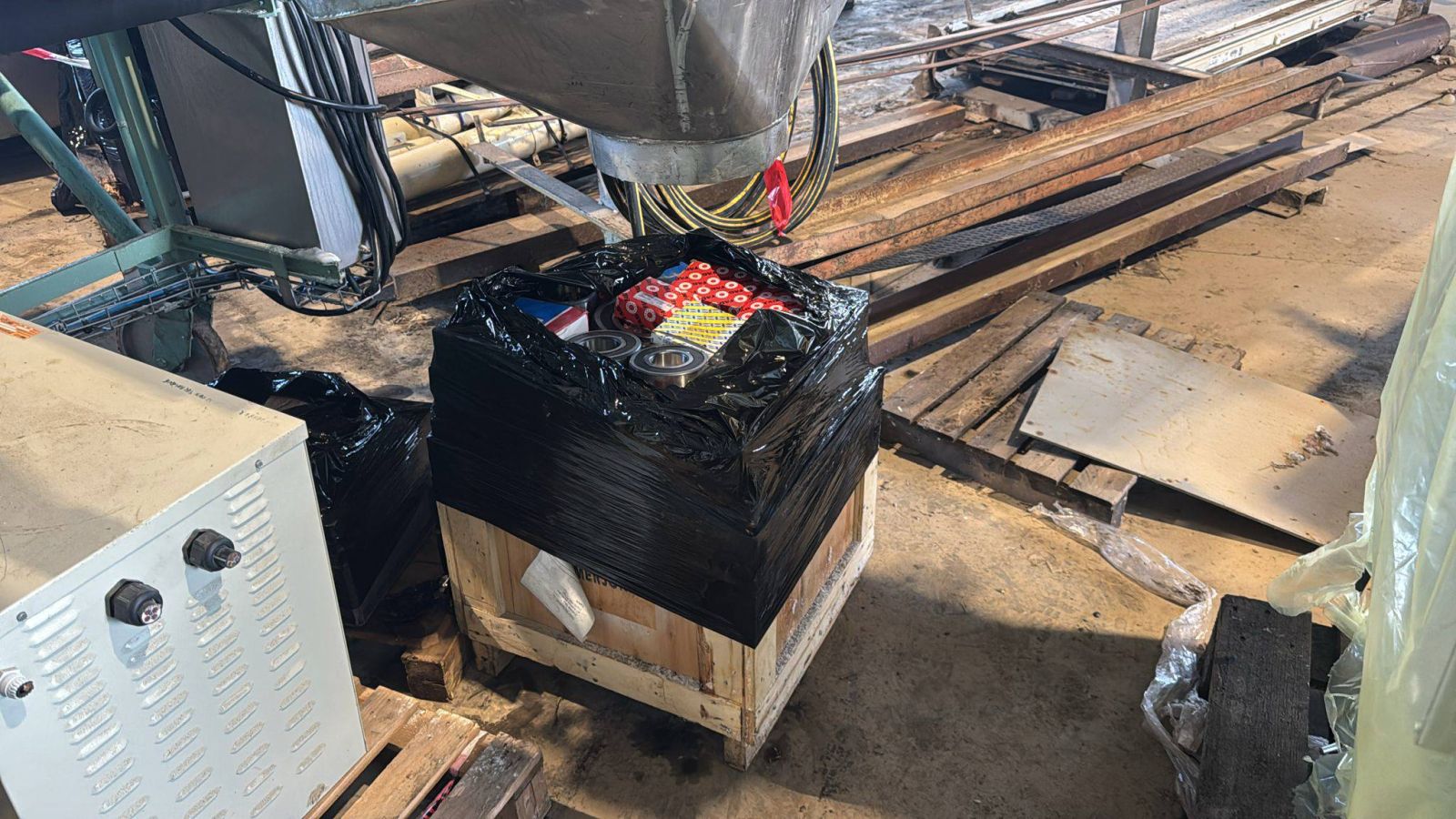 Unused/Brand-New Roller Bearing